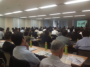 前回セミナーの様子（東京）